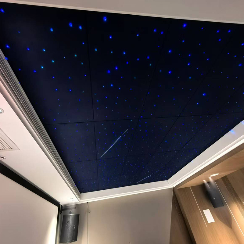 Jednobojne šarene optičke akustične ploče za moderne hotele Daljinski upravljač Ambijentalno zvjezdano svjetlo Toplinski rastezljivi grafički dizajn Jednobojne šarene optičke akustične ploče za moderne hotele Daljinski upravljač Ambijentalno zvjezdano svjetlo Toplinski rastezljivi grafički dizajn